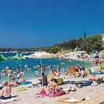 Apartment Lovely In With Swimming Pool Pula