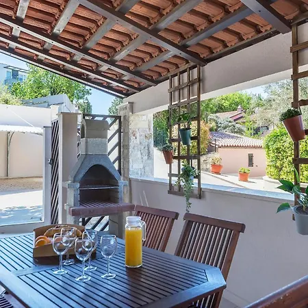 Apartamento Lovely In With Swimming Pool *