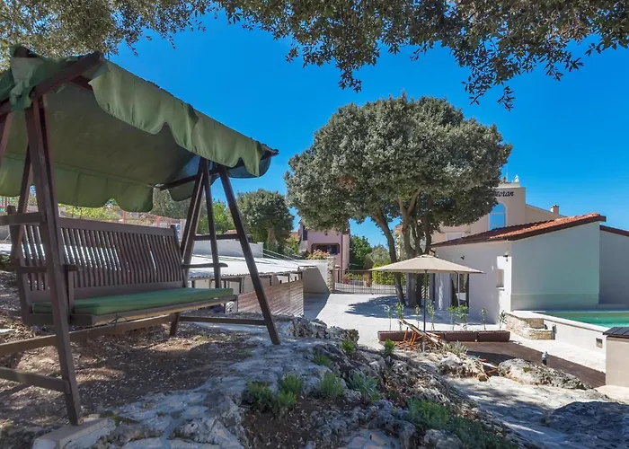 Apartment Beautiful In With Wifi Pula