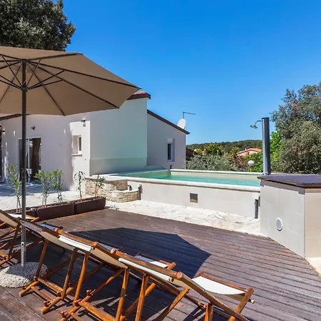 Beautiful In With Wifi Pula